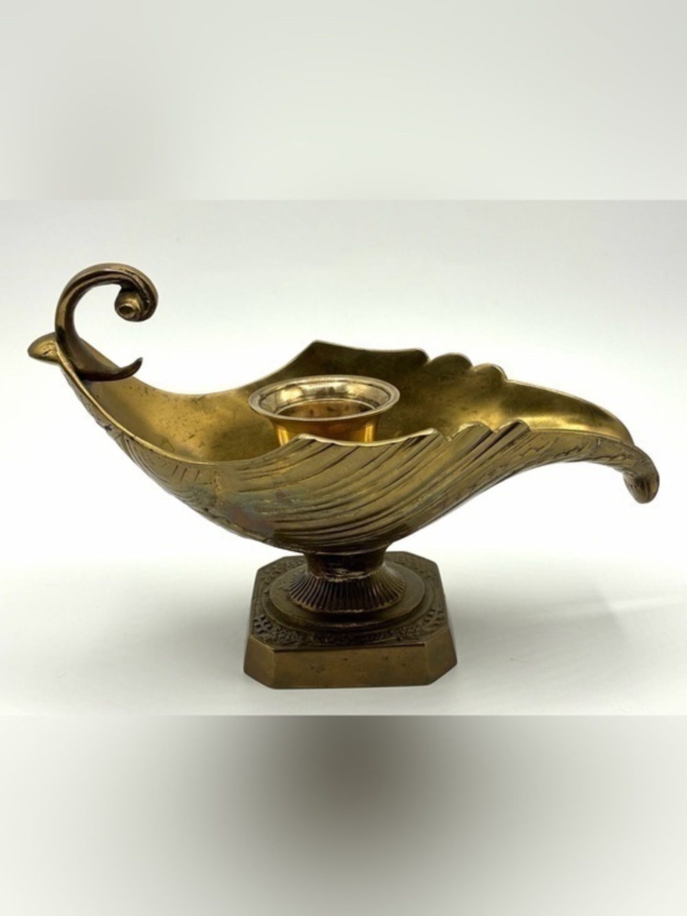 Vintage Brass Aladdin Genie Lamp Style Candle Holder Ornate Home Decor
